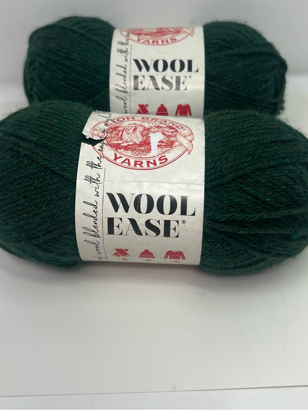 Lion Brand Wool Ease Foresg Green Wool Blend Yarn Weight  2 Skeins  180 Lot# W60